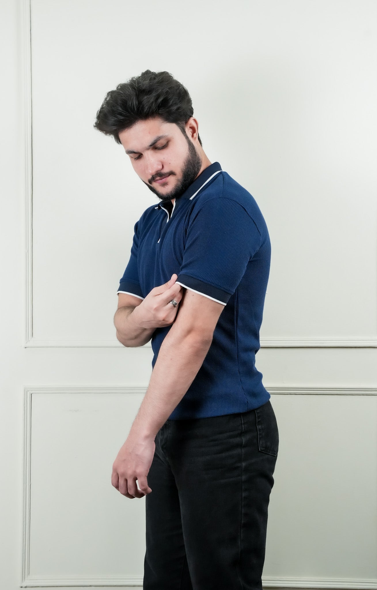 BLUE KNITTED POLO WITH WHITE RIBBING | PREMIUM OLD MONEY