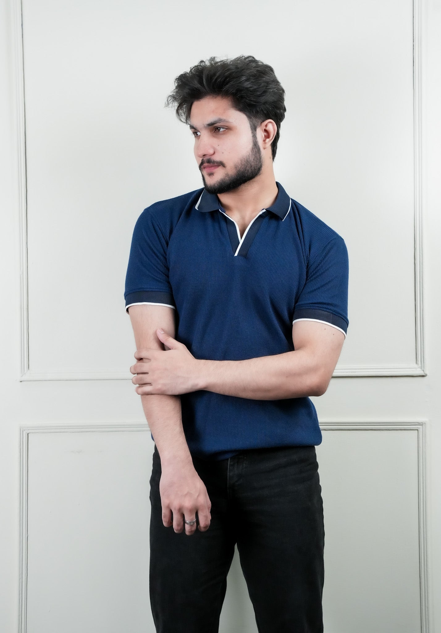 BLUE KNITTED POLO WITH WHITE RIBBING | PREMIUM OLD MONEY